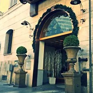 https://eden-naples.hotels-amalfi.com